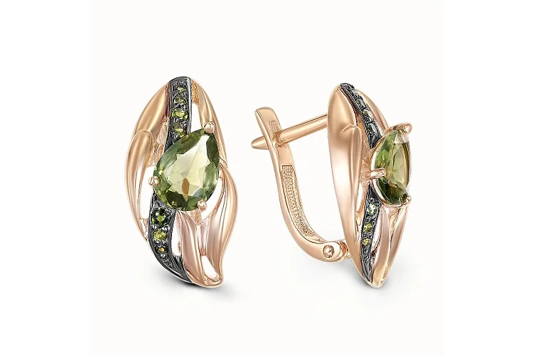 Серьги из красного золота с 16 турмалинами