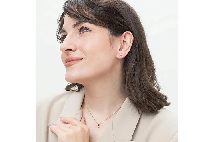 Серьги-пусеты одинарные из красного золота с бриллиантом