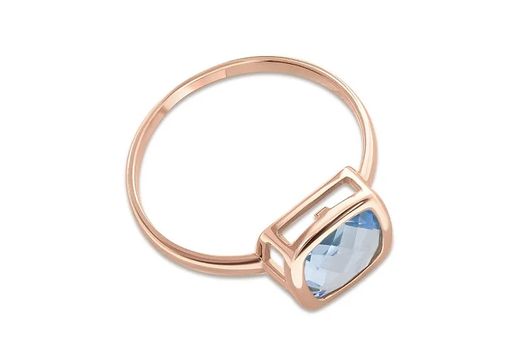 Кольцо из красного золота с топазом sky