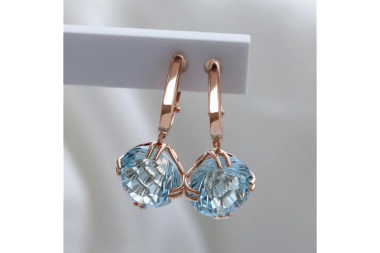 Серьги из красного золота с 2 топазами sky
