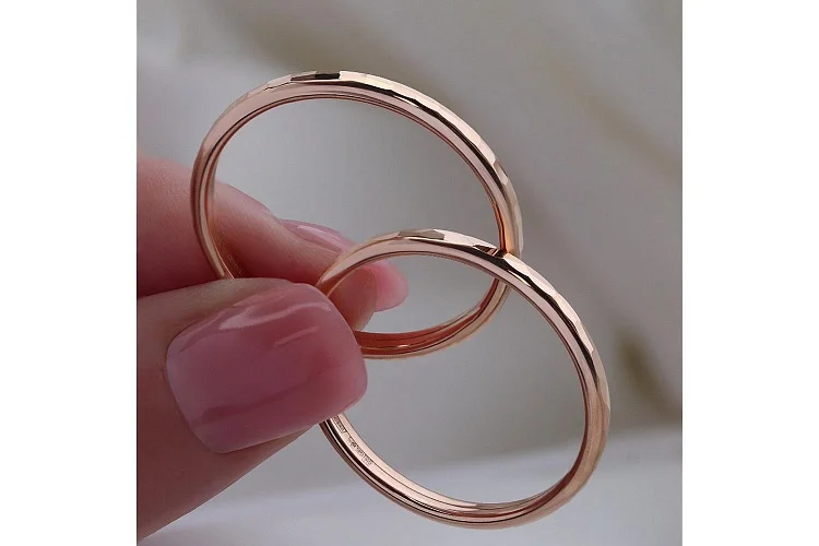 Серьги-конго из красного золота без вставок