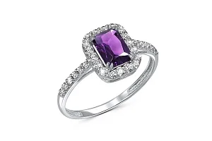 Кольцо из белого золота с аметистом и 30 фианитами