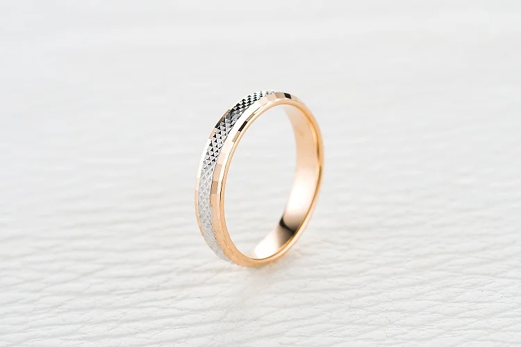 Обручальное кольцо из красного золота без вставок