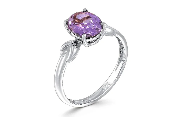 Кольцо из белого золота с аметистом