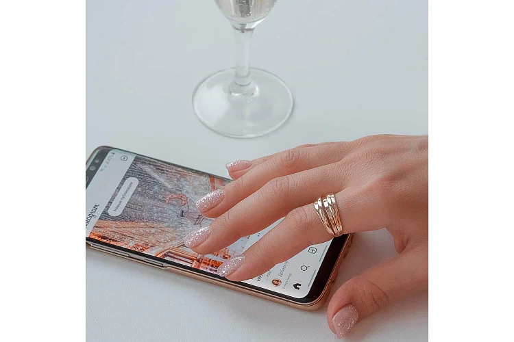 Кольцо из красного золота без вставок