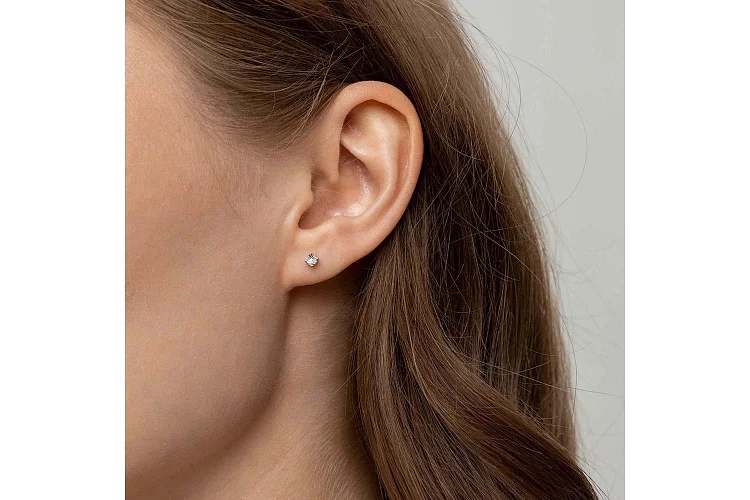 Серьги-пусеты из красного золота с 2 бриллиантами