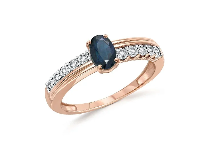 Кольцо из красного золота с сапфиром и 10 бриллиантами