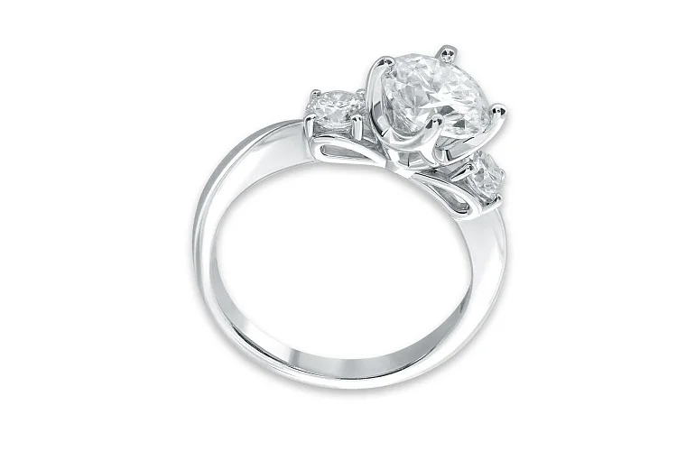 Кольцо из белого золота с 3 муассанитами