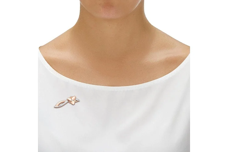 Брошь Цветок из красного золота с 8 бриллиантами