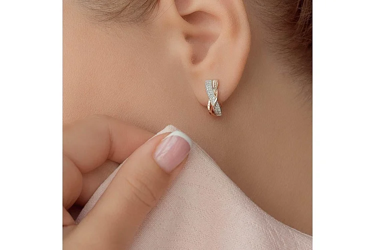 Серьги из красного золота с 50 бриллиантами