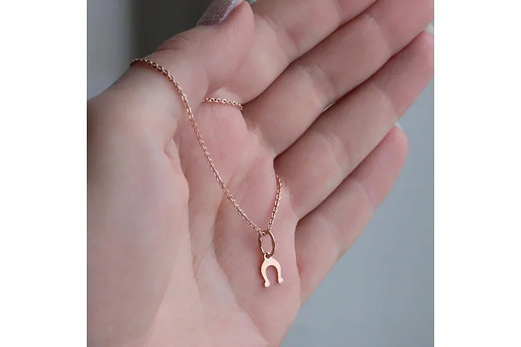 Подвеска из красного золота без вставок