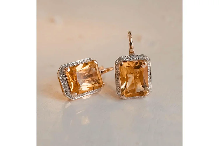 Серьги из красного золота с 2 цитринами и 52 фианитами