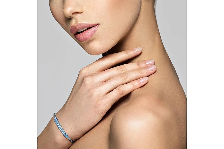 Браслет Дорожка из белого золота с 10 топазами swiss