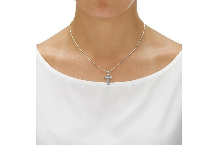 Крест из белого золота с 20 фианитами