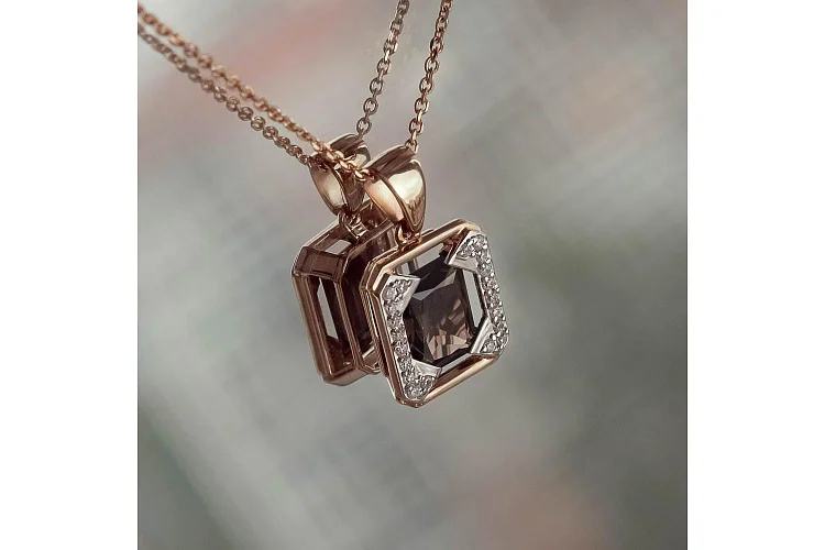 Подвеска из красного золота с раухтопазом и 20 фианитами