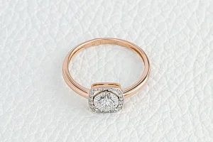 Кольцо из красного золота с 21 бриллиантами