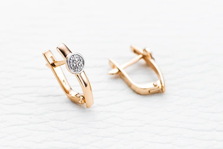 Серьги из красного золота с 14 бриллиантами