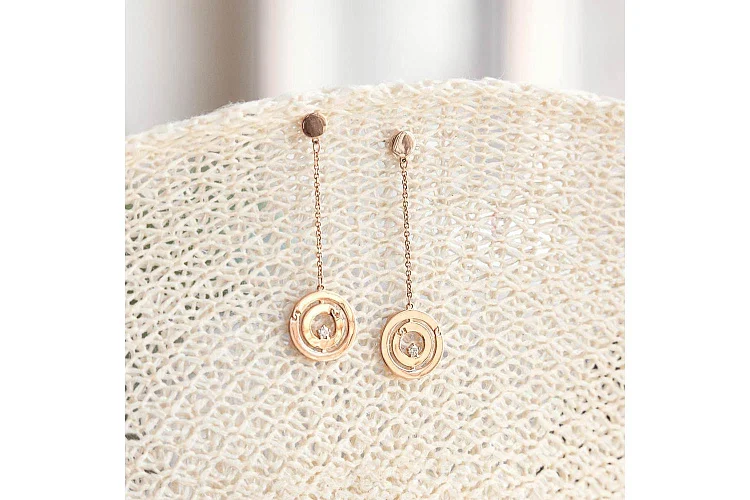 Серьги-пусеты Круги из красного золота с 2 бриллиантами