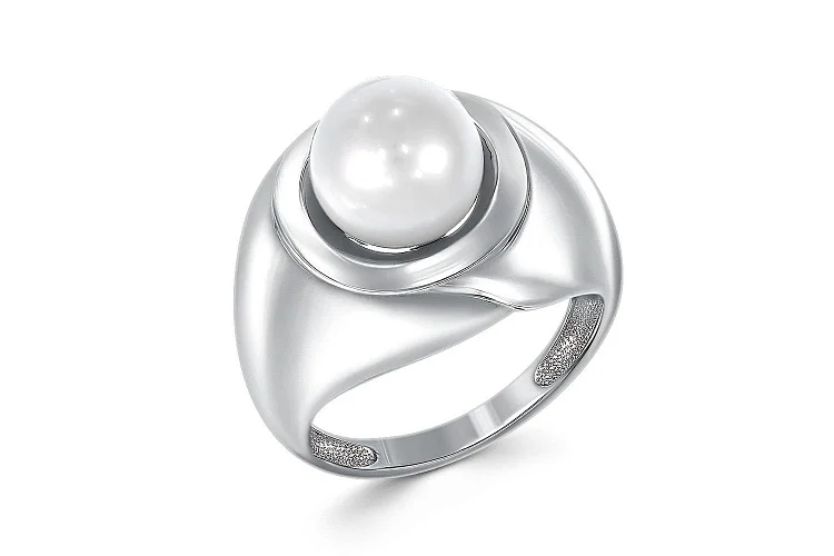 Кольцо из белого золота с жемчугом
