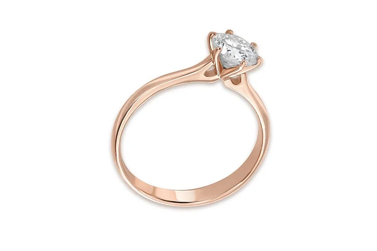 Кольцо из красного золота с муассанитом