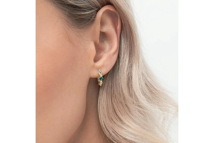 Серьги из жёлтого золота с 2 изумрудами и 12 бриллиантами