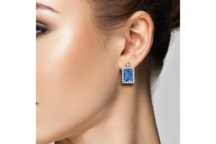 Серьги из красного золота с 2 наноситалами и 48 фианитами