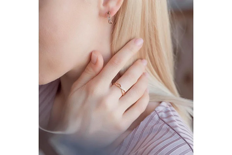 Серьги из красного золота с 10 фианитами