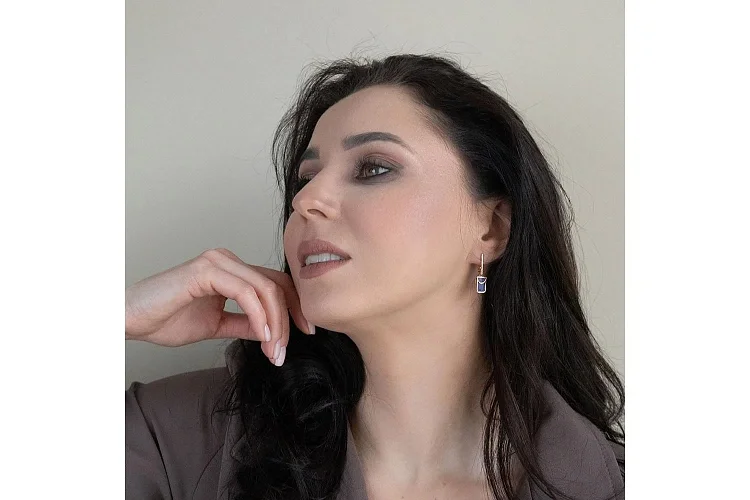 Серьги из красного золота с 2 чароитами