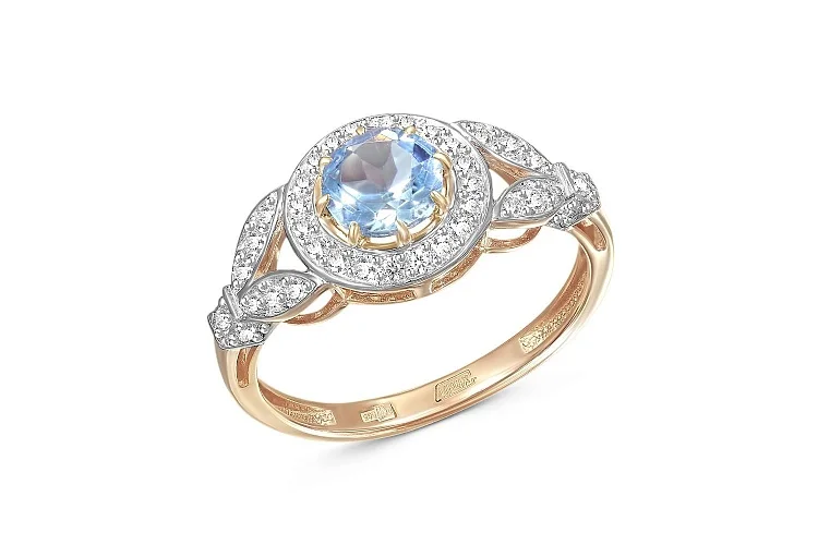 Кольцо из красного золота с топазом sky и 38 фианитами