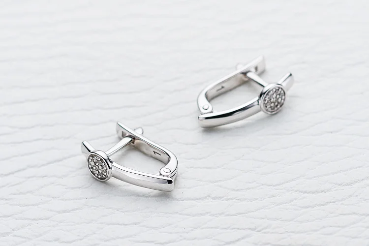 Серьги из белого золота с 14 бриллиантами