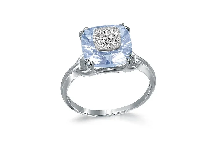 Кольцо из белого золота с топазом sky и 14 бриллиантами