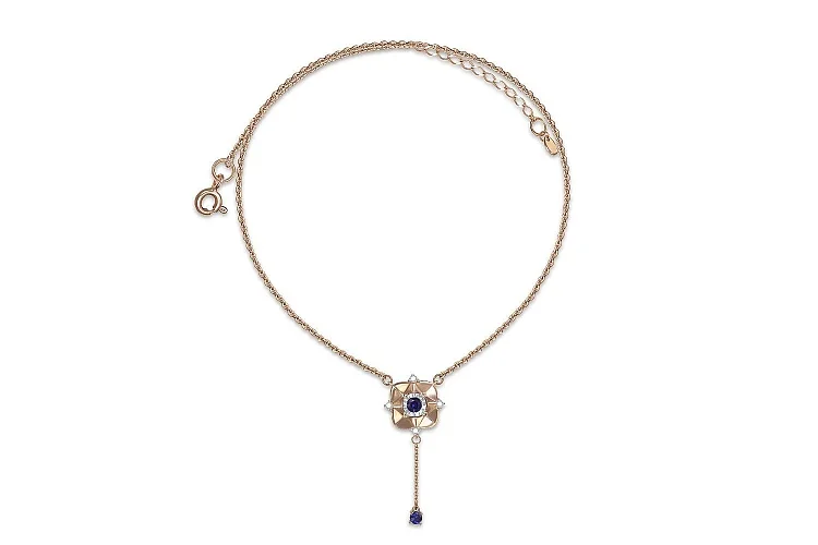 Колье из красного золота с 2 корундами и 4 фианитами