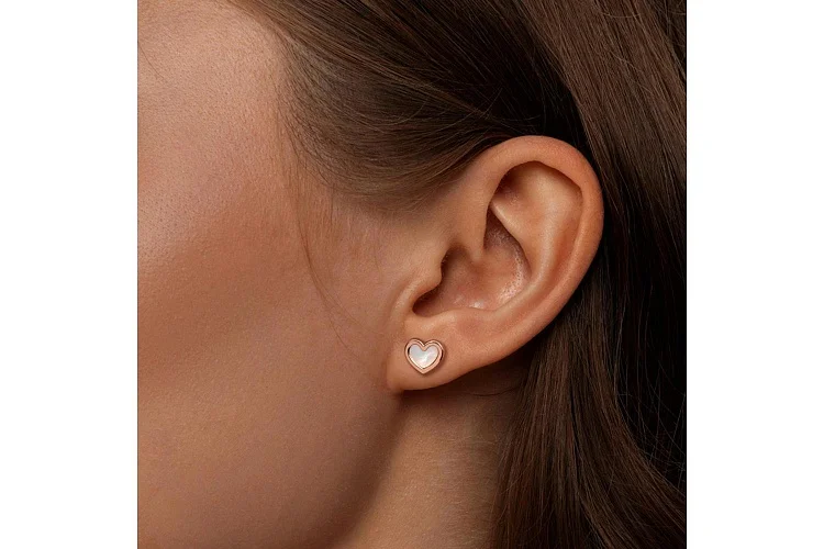 Серьги-пусеты Сердца из красного золота с перламутром