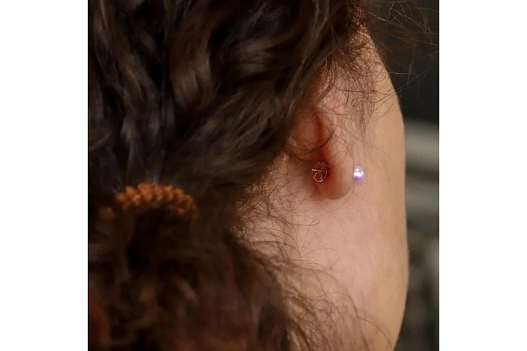 Серьги-пусеты из красного золота с 2 жемчужинами