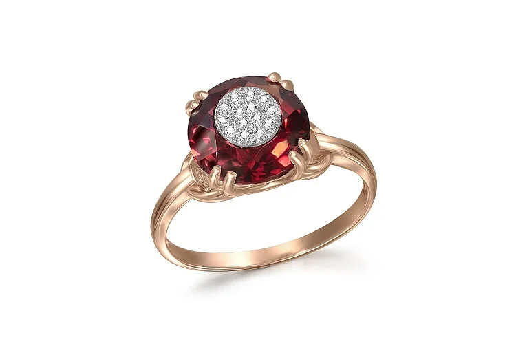 Кольцо из красного золота с гранатом и 14 бриллиантами