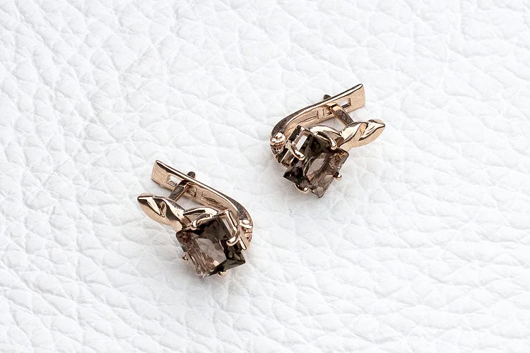 Серьги из красного золота с 2 раухтопазами