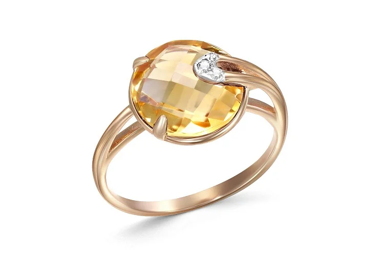 Кольцо из красного золота с цитрином и 3 фианитами