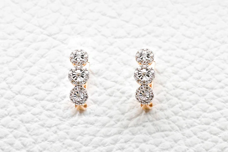 Серьги из красного золота с 62 бриллиантами