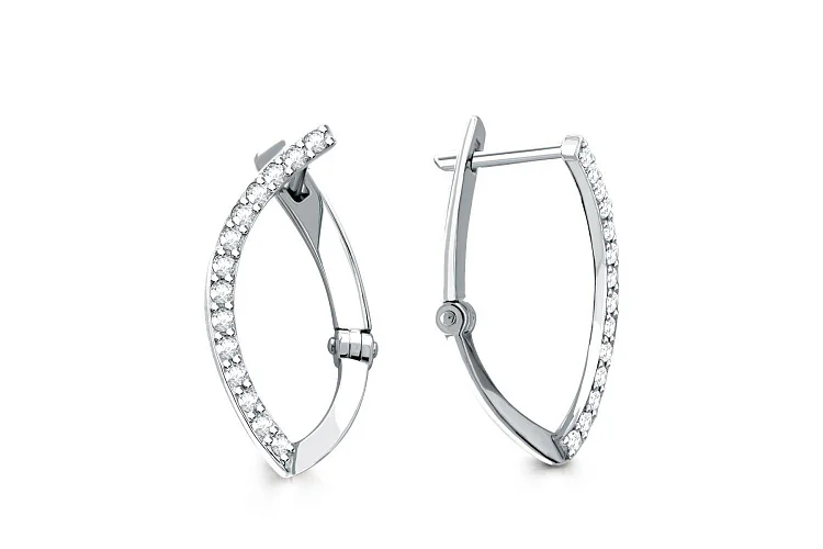 Серьги Дорожки из белого золота с 28 бриллиантами