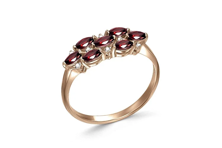 Кольцо из красного золота с 7 гранатами и 8 фианитами