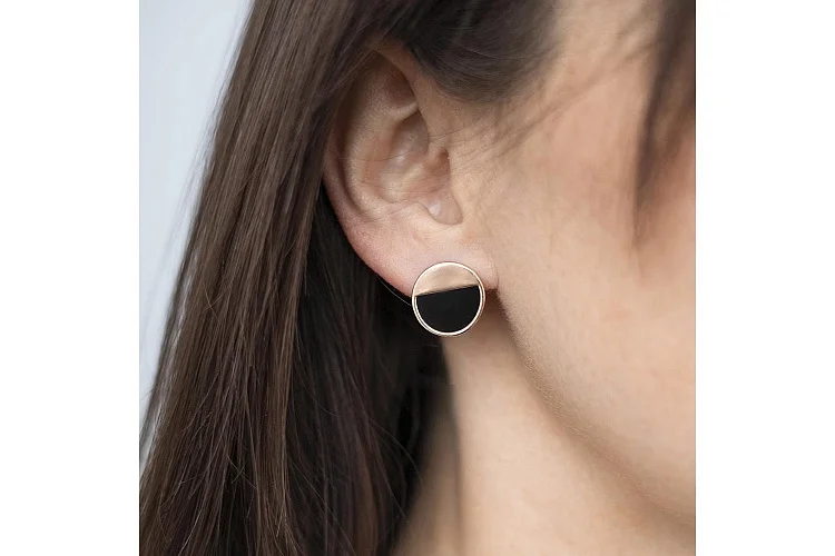 Серьги-пусеты Круги из красного золота с 2 ониксами