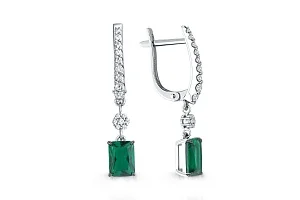 Серьги из белого золота с 2 изумрудами и 32 фианитами