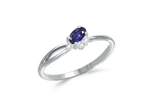 Кольцо из белого золота с сапфиром и 3 бриллиантами