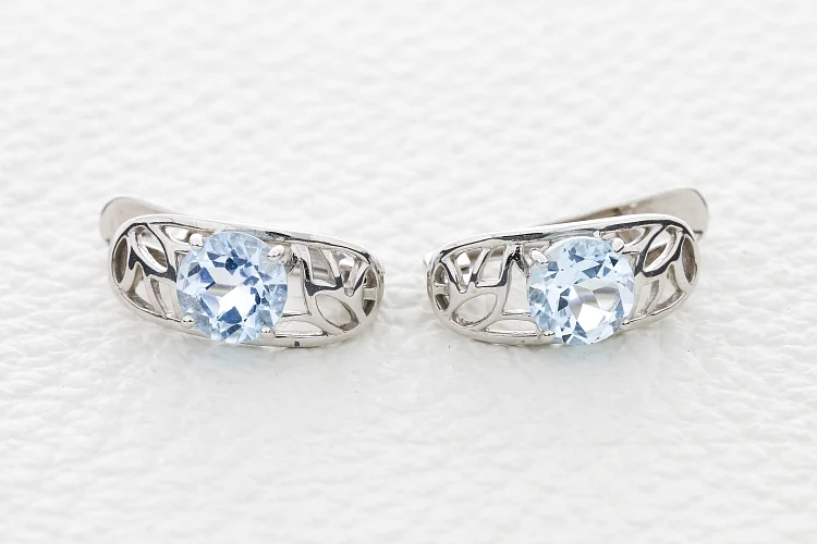 Серьги из белого золота с 2 топазами sky
