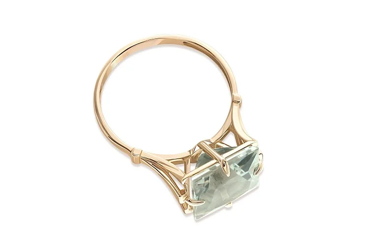 Кольцо из жёлтого золота с празиолитом