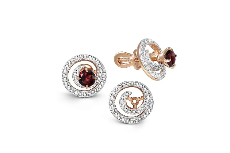 Серьги-пусеты из красного золота с 2 гранатами и 72 фианитами