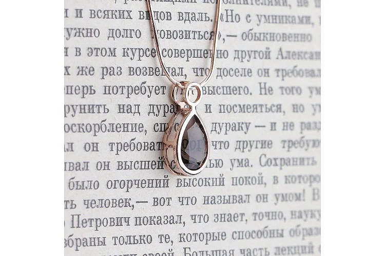 Подвеска капля из красного золота с раухтопазом