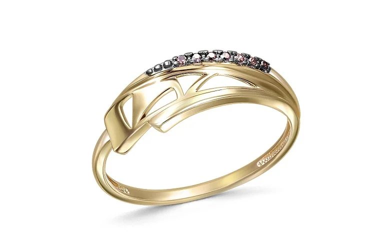 Кольцо из жёлтого золота с 7 фианитами