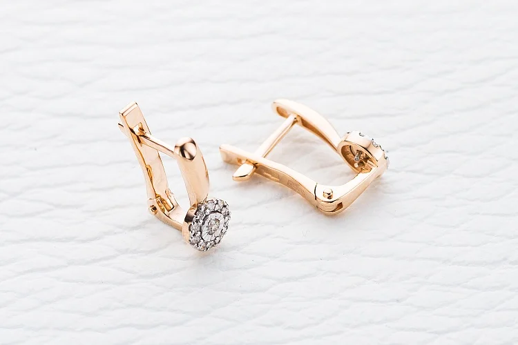 Серьги из красного золота с 22 бриллиантами