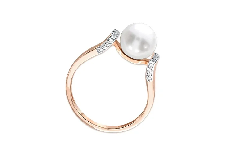 Кольцо из красного золота с жемчугом и 26 фианитами